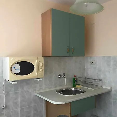 за гости ники-тити * Kiten (Burgas)